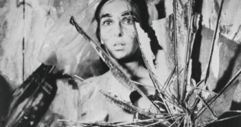 Carolee Schneemann, uma pioneira da performance feminista. Eye Body (1963-2005), colecção MoMA