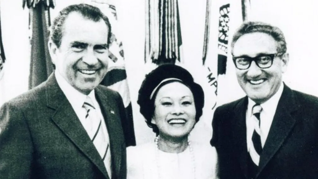A senhora Chennault era amiga íntima de Richard Nixon e Henry Kissinger. (Crédito da fotografia: Cortesia © Copyright Biblioteca Schlesinger/Instituto Radcliffe/ REPRODUÇÃO/ TODOS OS DIREITOS RESERVADOS)