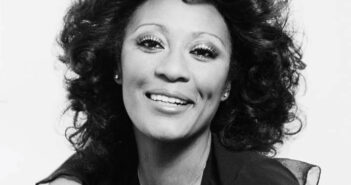 Marlena Shaw em capa de disco Foto: Reprodução de 'The Columbia Years' (Marlena Shaw) / Sony Music © Fornecido por Estadão