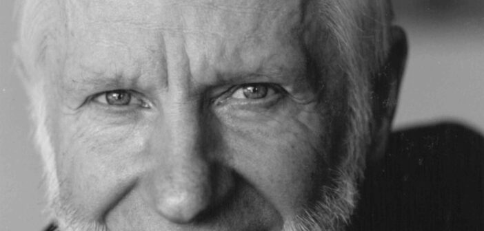 Hans Dehmelt, físico alemão, ganhador do Nobel de Física de 1989