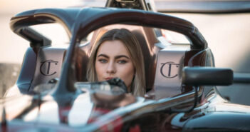 Charlotte Tilbury se torna a primeira marca de propriedade feminina a patrocinar a F1. © Fornecido por Sports24 BR