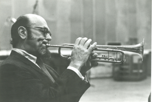 Bernie Glow, trompetista no palco, rádio e TV Jazz Wax