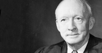 Hugo L. Black, juiz aposentado cuja filosofia liberal influenciou a Suprema Corte durante 34 anos de mudanças sociais(Crédito da fotografia: Cortesia Roger Newman – Exclusivo para o New American Journal/ REPRODUÇÃO/ TODOS OS DIREITOS RESERVADOS)