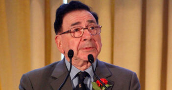 Roy Calne (Mary Altaffer/ASSOCIATED PRESS) © TVI Notícias