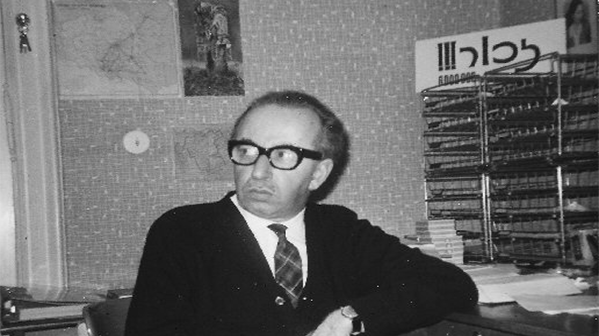 Martin Broszat, historiador alemão e especialista em crimes de guerra. (Crédito da fotografia: Cortesia © Copyright ©2000 All Rights Reserved/ Timenote/ REPRODUÇÃO/ TODOS OS DIREITOS RESERVADOS)