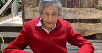 Lila Gleitman é amplamente reconhecida por revolucionar o campo da linguística.Crédito...Claire Gleitman