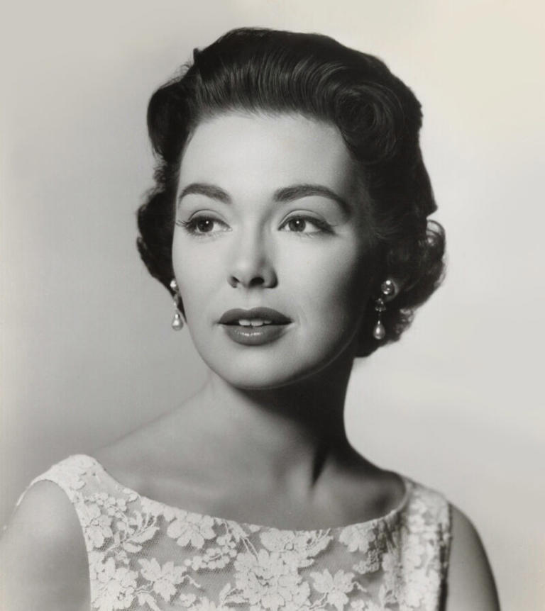 Barbara Rush, estrela da década de 1950. (Crédito da fotografia: Cortesia © Copyright ©2024 All Rights Reserved/ Universal/ Pictures/ REPRODUÇÃO/ TODOS OS DIREITOS RESERVADOS)