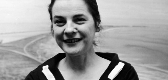 Mary McCarthy na década de 1950 (data exata desconhecida). (Arquivo Hulton/Imagens Getty)