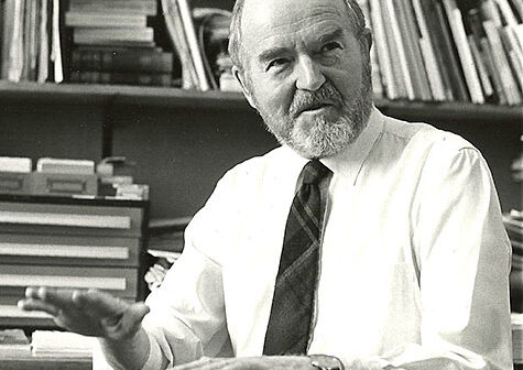 O renomado autor e historiador de arte Udo Kultermann