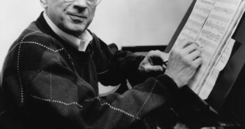 Dave Frishberg em uma foto publicitária sem data.Crédito...por Dave Frishberg