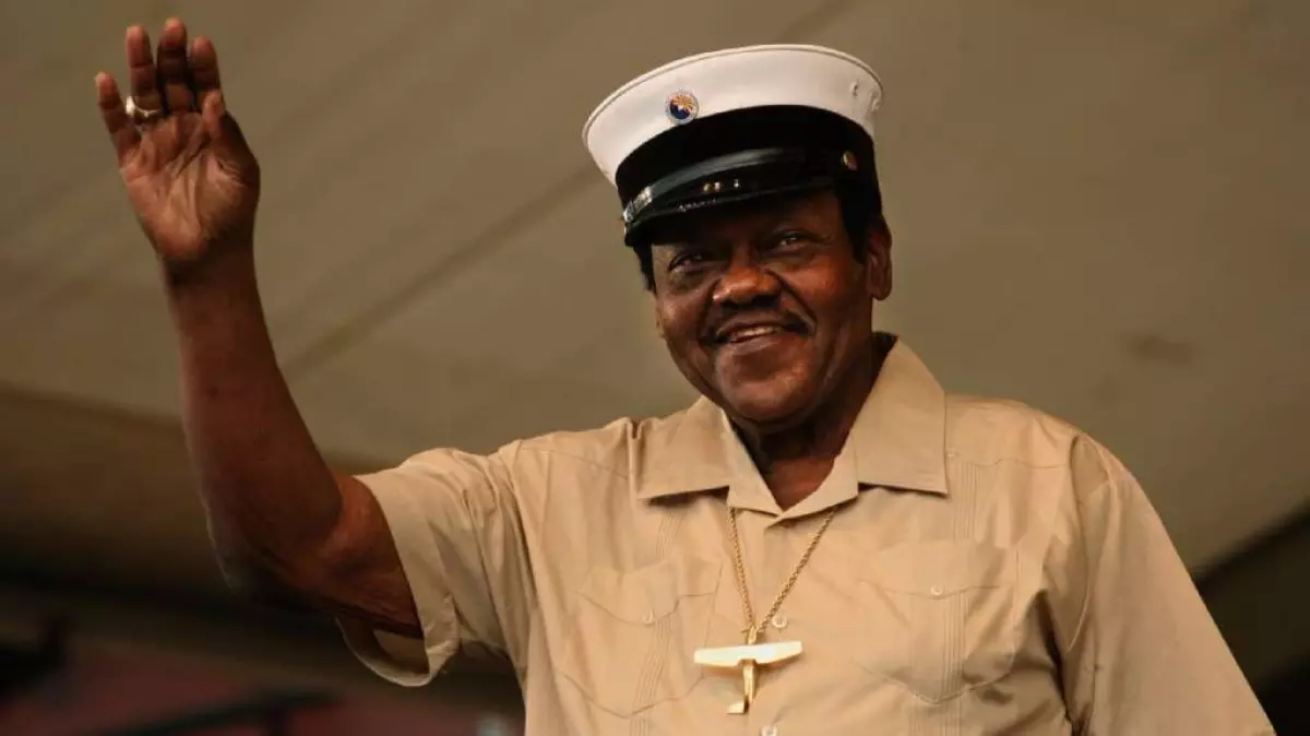 Domino respondeu aos fãs no New Orleans Jazz and Heritage Festival em 2006. (Carolyn Cole/Los Angeles Times)