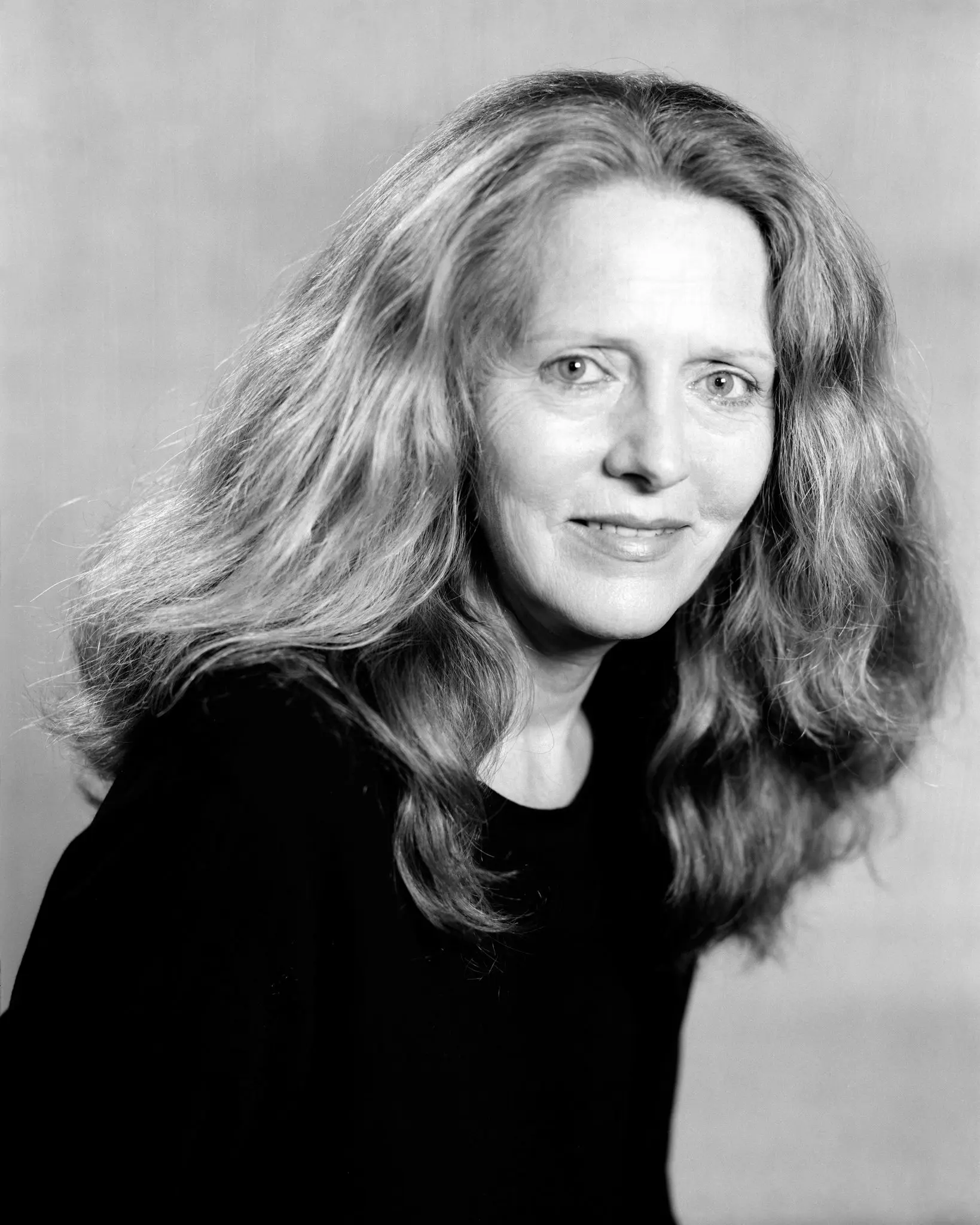 Sra. Gregg em uma fotografia sem data. Ela disse uma vez que havia descoberto logo cedo que quatro coisas eram importantes para ela: “natureza, o sagrado, amor e poesia”. (Crédito da fotografia: cortesia Hal Lum)