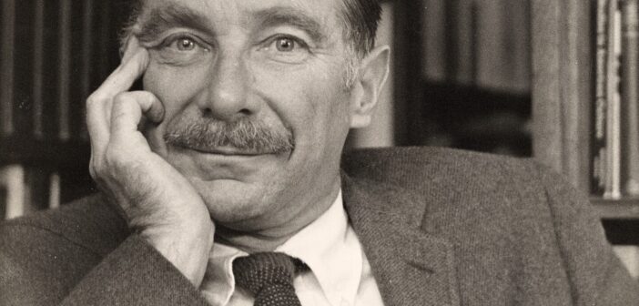 Norman Holmes Pearson foi um pioneiro dos estudos americanos — e da espionagem americana. (Crédito da fotografia: Cortesia © Copyright All Rights Reserved/ © The Chronicle/ A Crônica do Ensino Superior ®/ REPRODUÇÃO/ TODOS OS DIREITOS RESERVADOS)