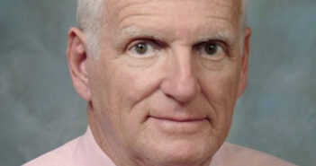 Alvin Hackel, anestesista e pioneiro em cuidados com recém-nascidos, especialização em pediatria. (Crédito da fotografia: Cortesia © Copyright All Rights Reserved/ © Universidade Rockefeller ®/ REPRODUÇÃO/ TODOS OS DIREITOS RESERVADOS)