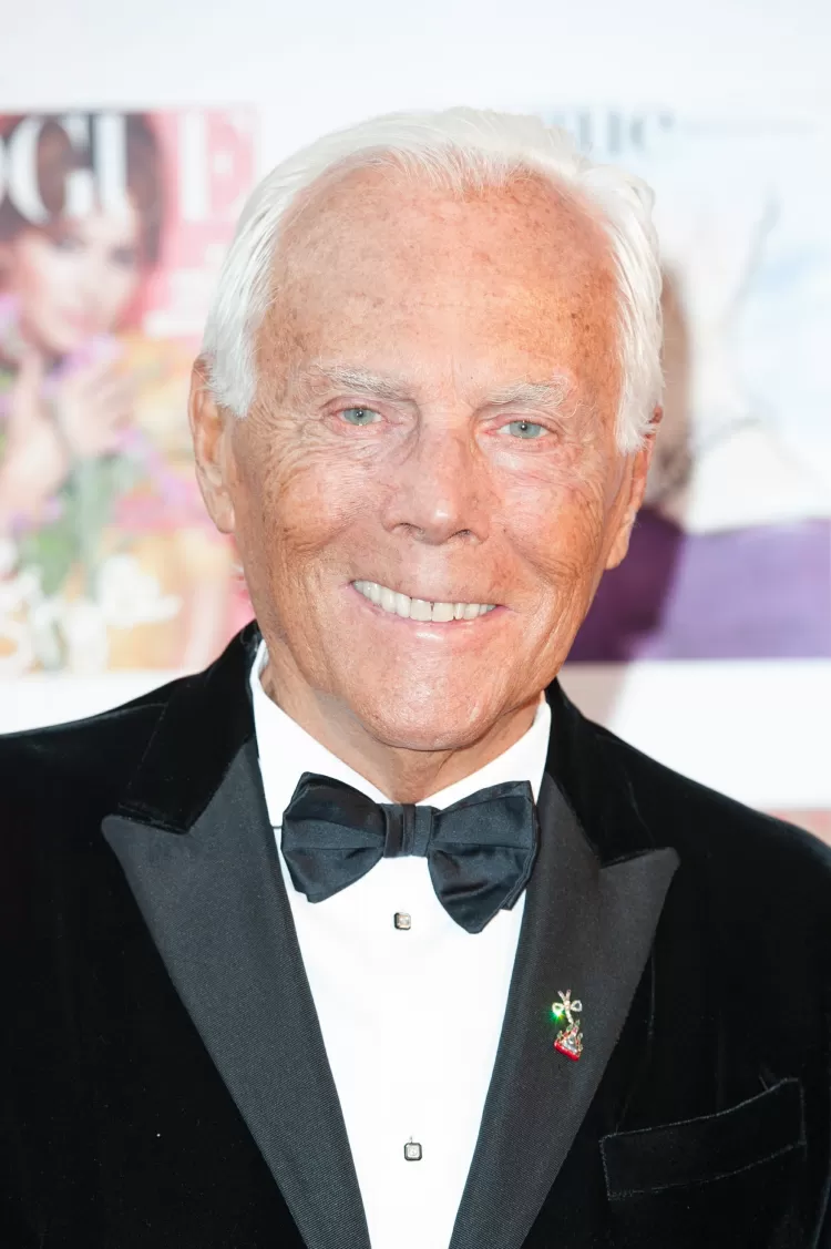 Giorgio Armani, estilista mestre da alfaiataria refinada. (Imagem: Getty Images)