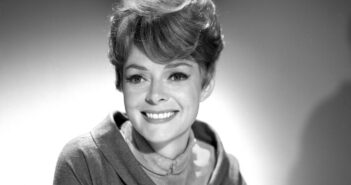 Um retrato de 1965 da atriz June Lockhart, que interpreta Maureen Robinson na série de TV "Perdidos no Espaço". CBS/Getty Images