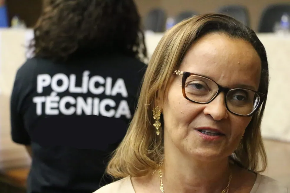 Ana Cecília é bacharel e Mestre em Química, com licenciatura em Matemática e Especialização em Toxicologia e em Gestão Estratégica da Segurança Pública. — Foto: Divulgação DPT