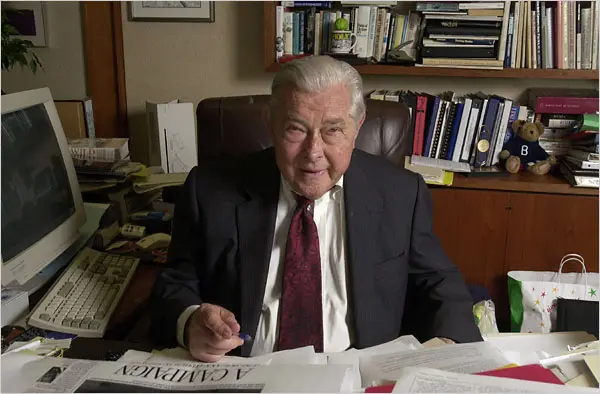 Herbert G. Klein em 2003. (Crédito da fotografia: Howard Lipin/San Diego Union-Tribune, via Associated Press)