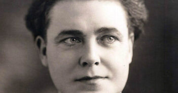 Dustin Farmum; astro do teatro e do cinema. Foto de cinejornal internacional. © Copyright 2000 Cinefânia Online