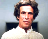 Roberto Pires, foi cineasta e diretor baiano dos anos 50 e 60, considerado um dos principais nomes do movimento cinematográfico baiano, começou a trabalhar com cinema com o grupo de pioneiros do qual fazia parte Gláuber, Luís Paulino dos Santos, Geraldo Del Rey, Helena Ignez, Antonio Pitanga, Othon Bastos, entre outros