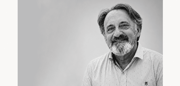 José Borelli Neto, foi arquiteto e urbanista, conselheiro do Conselho de Arquitetura e Urbanismo de São Paulo (CAU/SP), colaborou com o arquiteto Fábio Penteado e, dedicou-se também ao ensino, atuando como professor na FAU Mackenzie, na FAUUSP, onde se aposentou, e na FAAP
