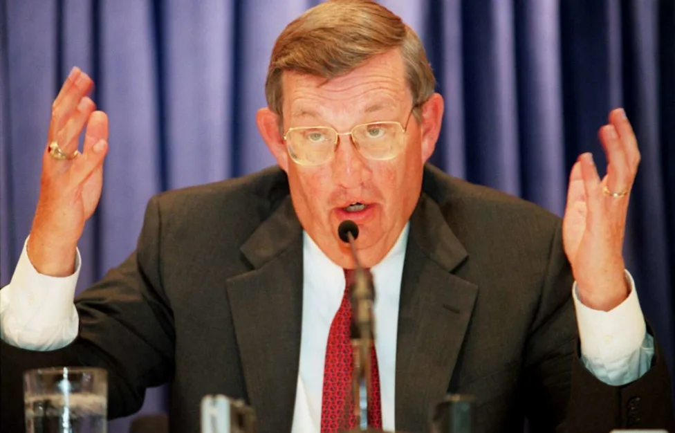 Lee Raymond, ex-CEO e presidente do conselho da ExxonMobil. (JIM MAHONEY/Dallas Morning News)
