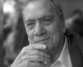 Julio Roberto Katinsky, foi arquiteto e urbanista, designer e professor emérito, sua produção arquitetônica inclui trabalhos de relevância nacional e internacional, como a colaboração no Pavilhão do Brasil na Expo 70, em Osaka, no Japão, coordenado por Paulo Mendes da Rocha; a Central Telefônica de Campos do Jordão, desenvolvida ao lado de Ruy Ohtake; e o Teatro Municipal Brás Cubas, em Santos, projetado com Oswaldo Corrêa Gonçalves e Abrahão Sanovicz
