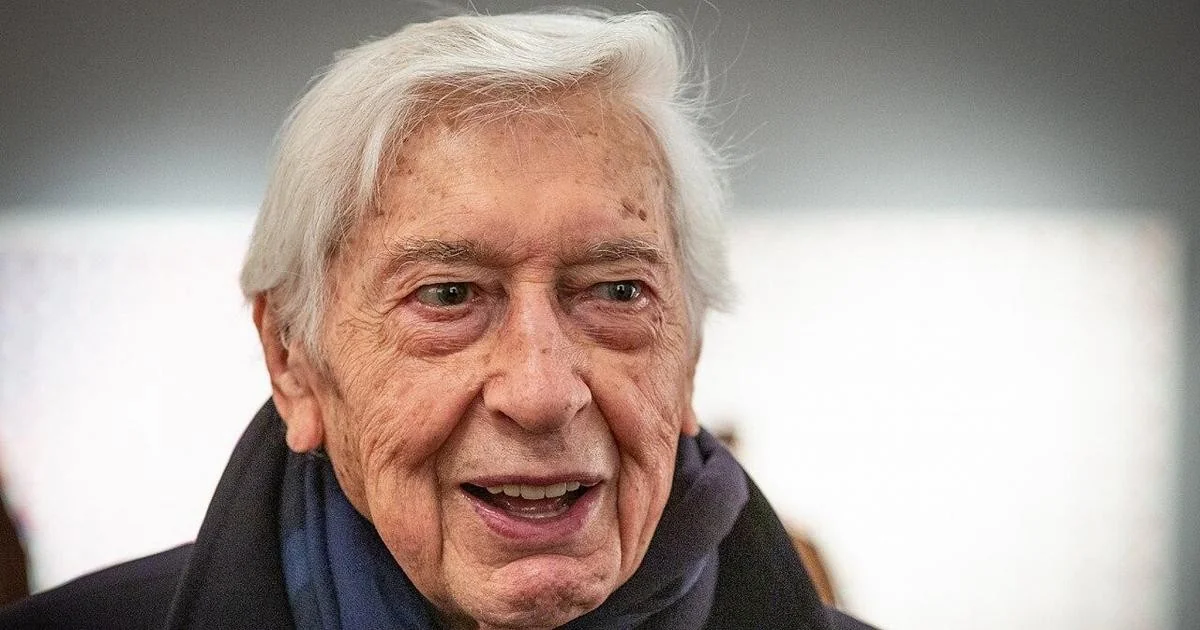 Julio Le Parc, mestre da luz e do movimento, pioneiro da Arte Cinética e Op Art. La Via Italia © 2026 Todos os direitos reservados