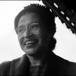 Rosa Parks, foi pioneira pela igualdade dos direitos civis nos EUA.